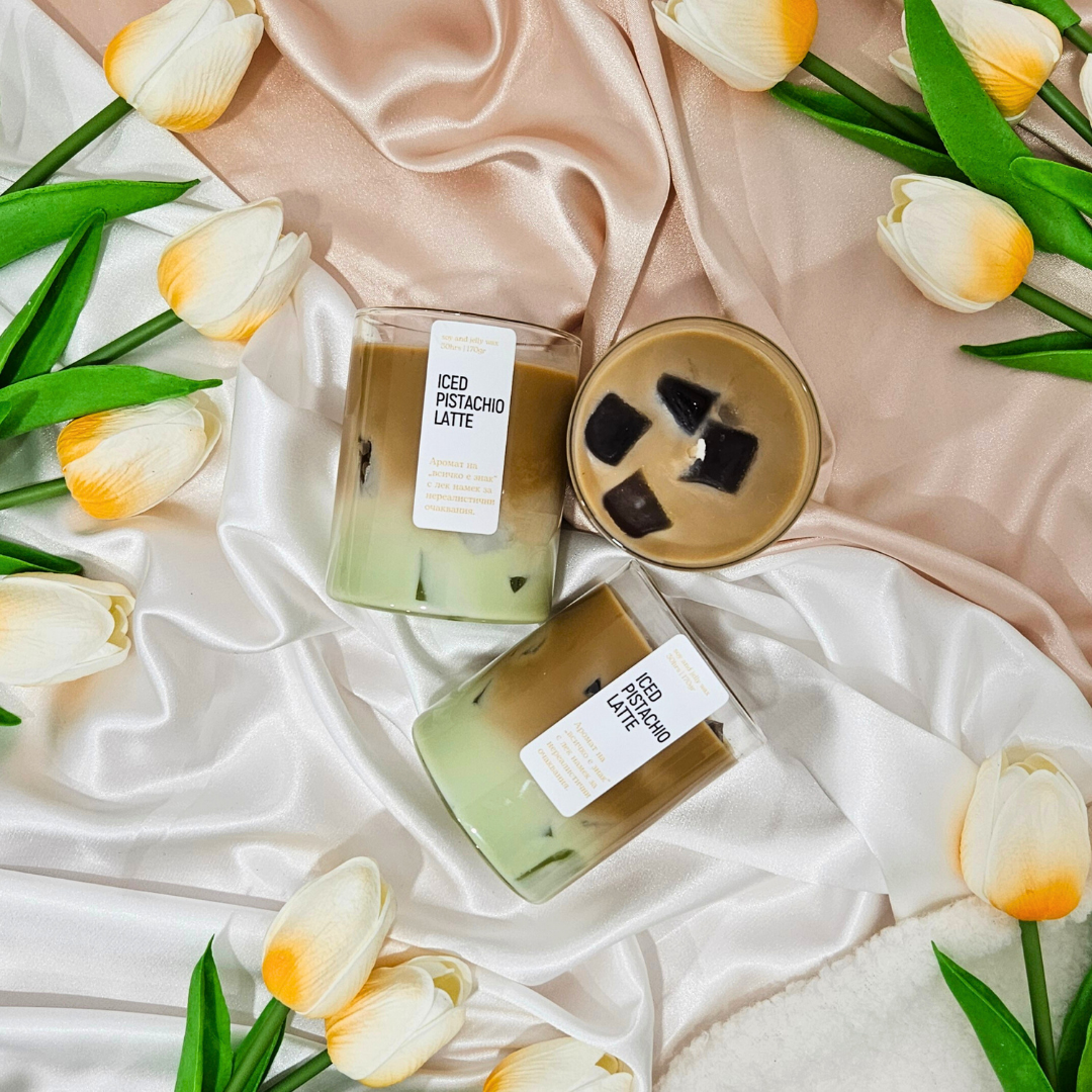 💚 Соева свещ с аромат Iced Pistachio Latte.