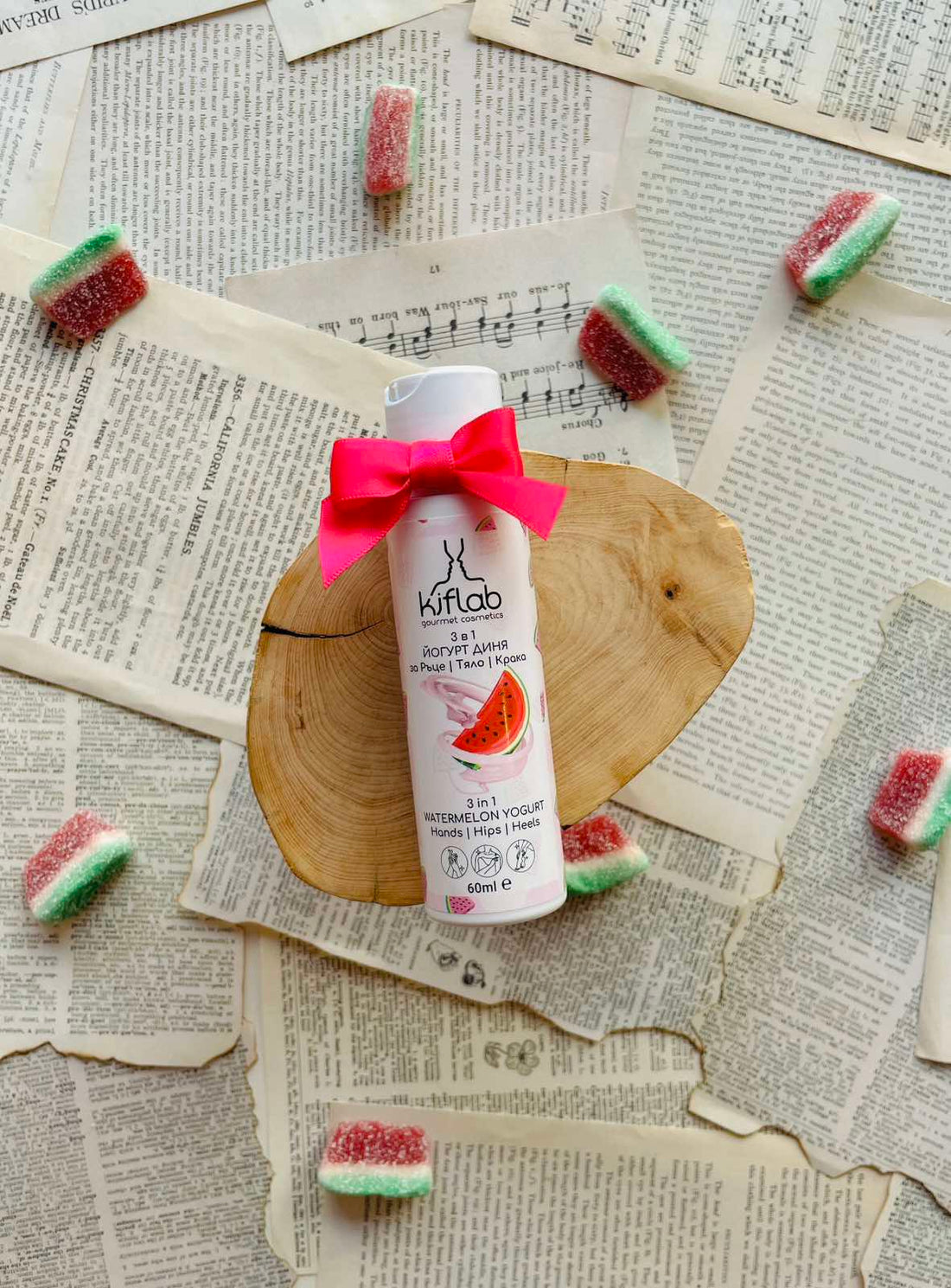 Месечна абонаментна книжна кутия