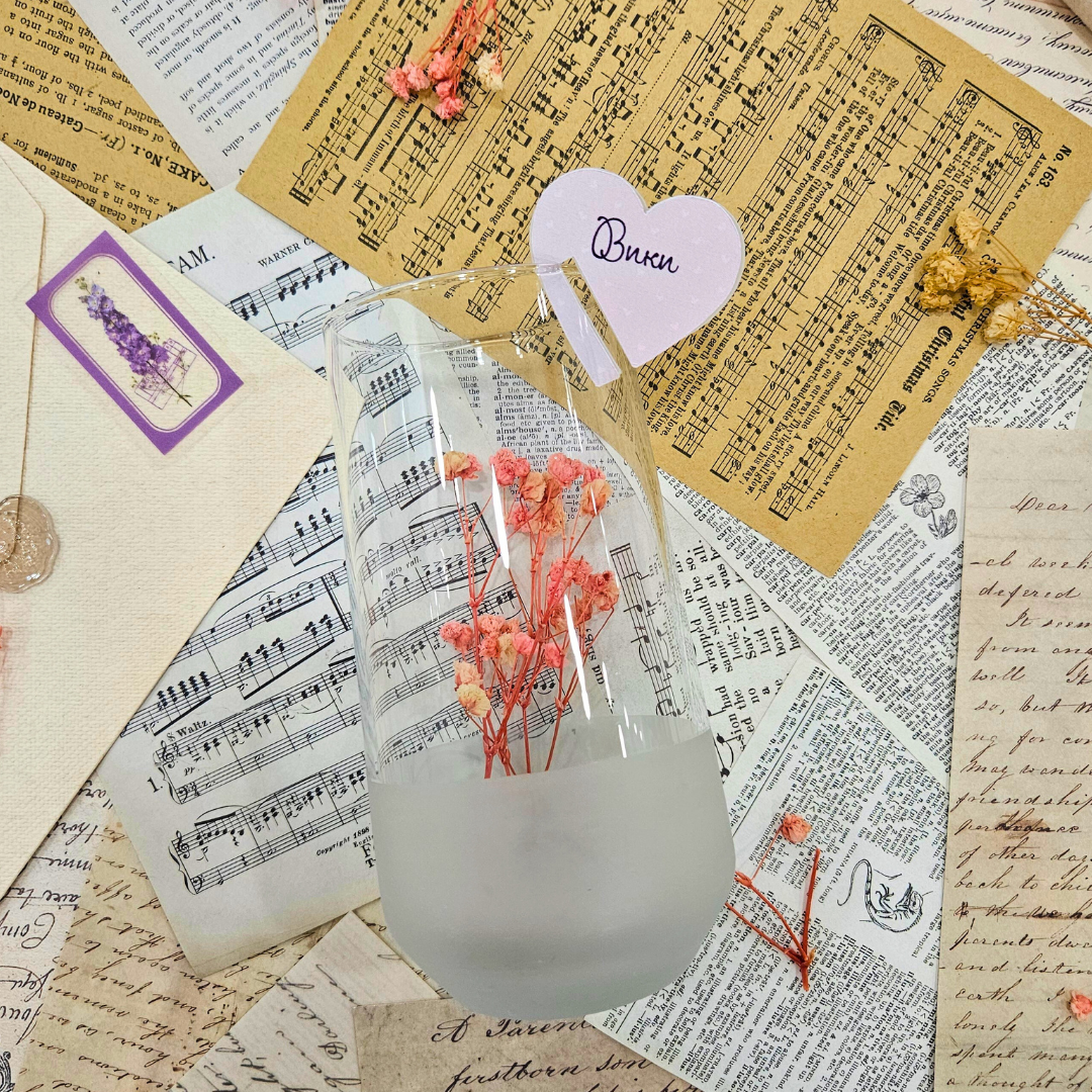 Месечна абонаментна книжна кутия