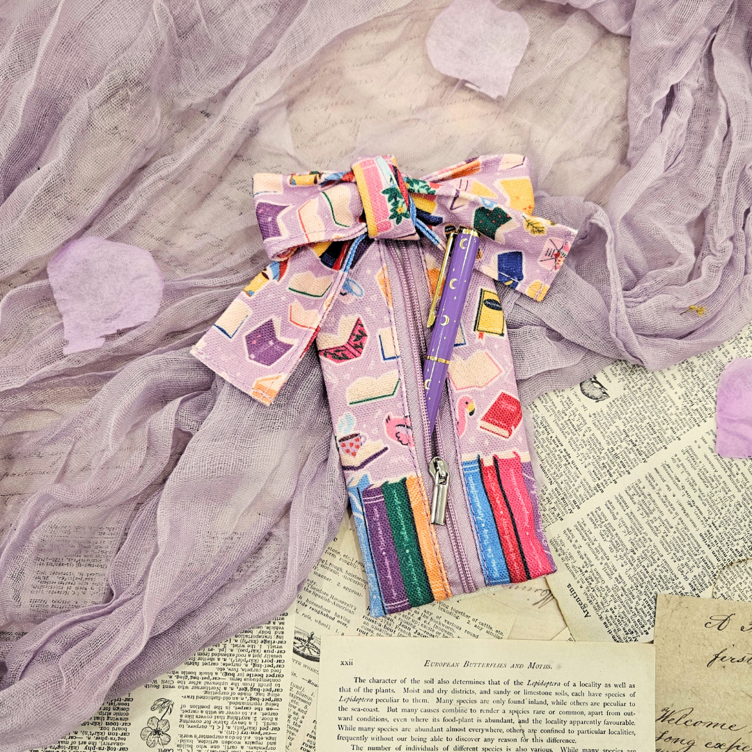 Месечна абонаментна книжна кутия