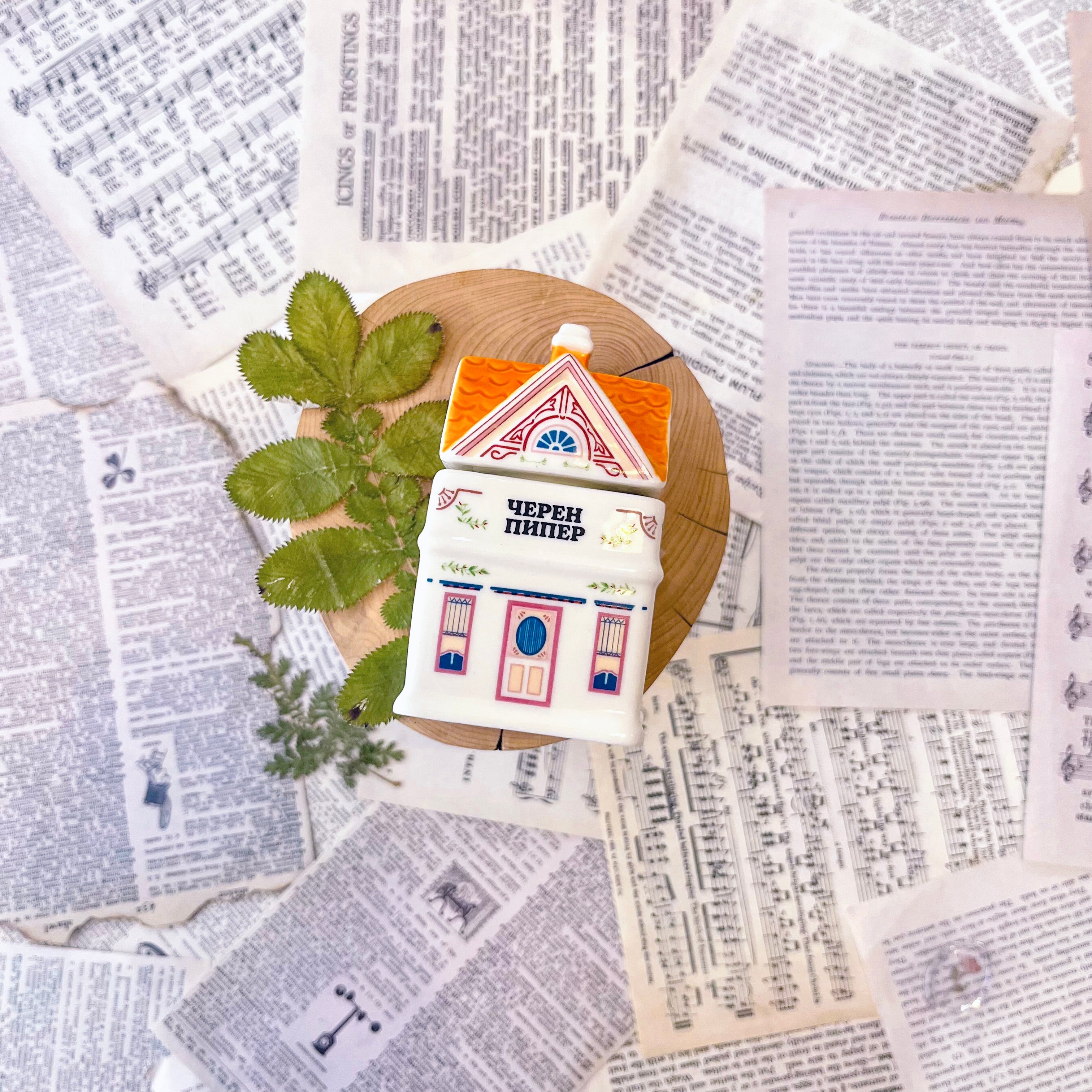 Месечна абонаментна книжна кутия